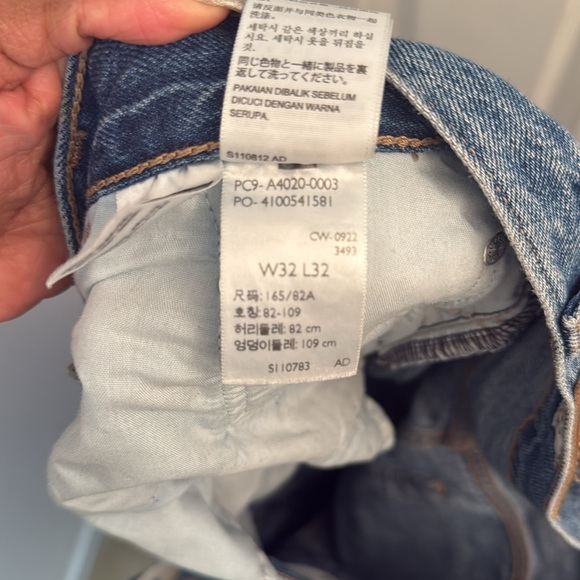 LEVI XL FLOOD SIZE 32 wide leg jeans - Picture 7 of 7